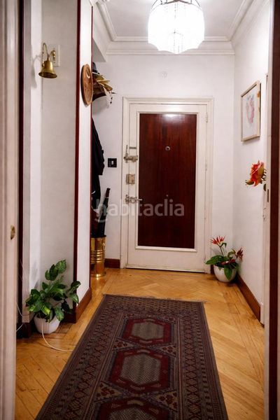 Foto 11734d79-4121-4c91-8ff0-c4c28ec36c44. Pis amb calefacció a Guindalera Madrid