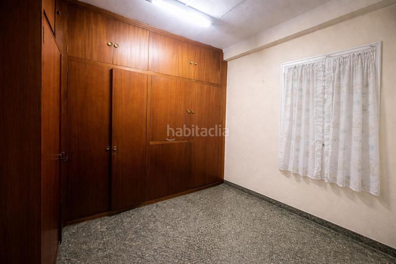 Foto 14b42b91-8d8a-4668-8df4-bcc9e9686f15. Pis amb calefacció a Guindalera Madrid