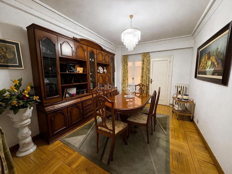 Foto 72fc517a-353f-4e55-a1a3-a547f004932e. Pis amb calefacció a Guindalera Madrid