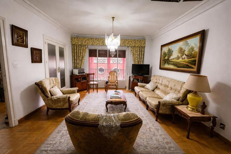 Foto 7d7b335b-fddb-468e-830d-d0f639036525. Pis amb calefacció a Guindalera Madrid