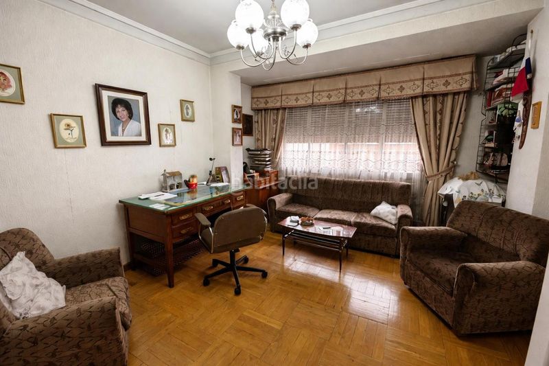 Foto 92d25552-e4b8-42e6-8eba-68b7f86e2b9a. Pis amb calefacció a Guindalera Madrid