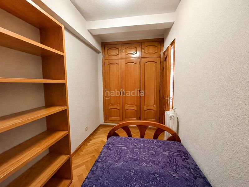Foto 666a33fe-e2a4-4b45-8d4e-6c479e2d24f3. Flat with heating in Peñagrande Madrid
