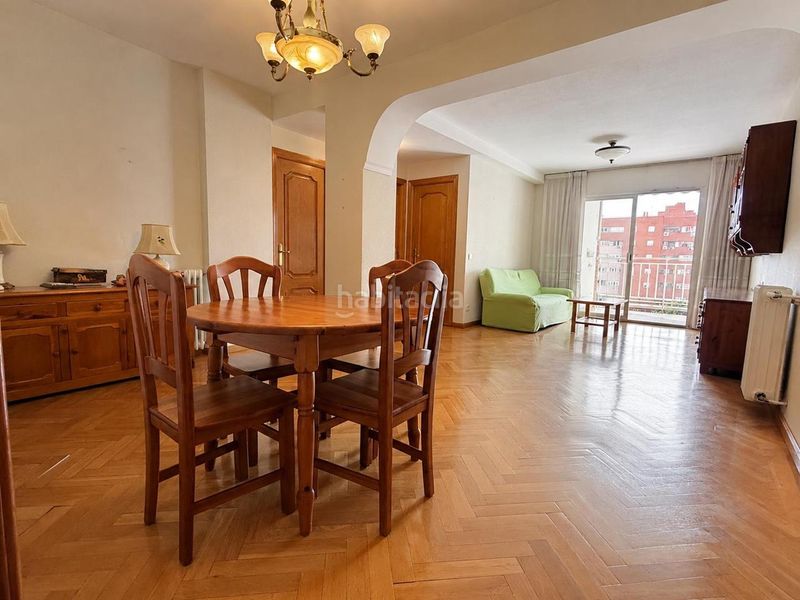 Foto a1696cb2-c3aa-4f4d-b0b4-f97caaad17ee. Flat with heating in Peñagrande Madrid
