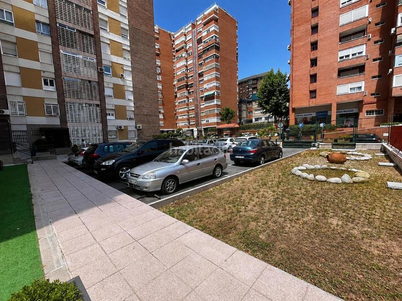 Foto 9e9c6ffe-a8fe-4356-90ea-13713b5a4506. Piso en La Paz Madrid