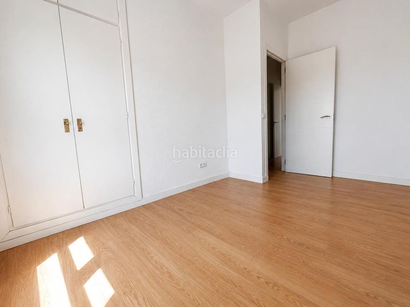 Foto bed2380d-3c15-42ad-bc31-889aa2995bad. Piso en La Paz Madrid