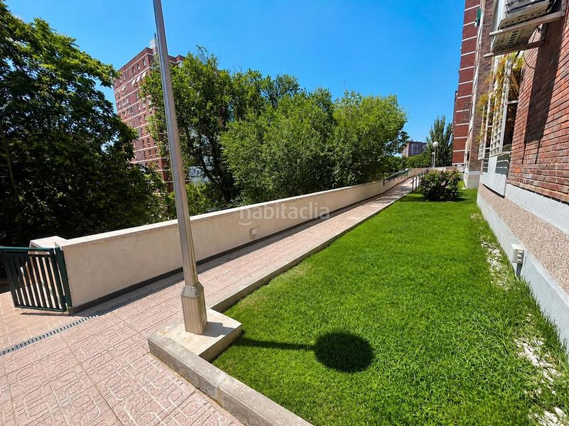 Foto c337286f-fdc4-4a32-bdd0-d8316721c074. Piso en La Paz Madrid