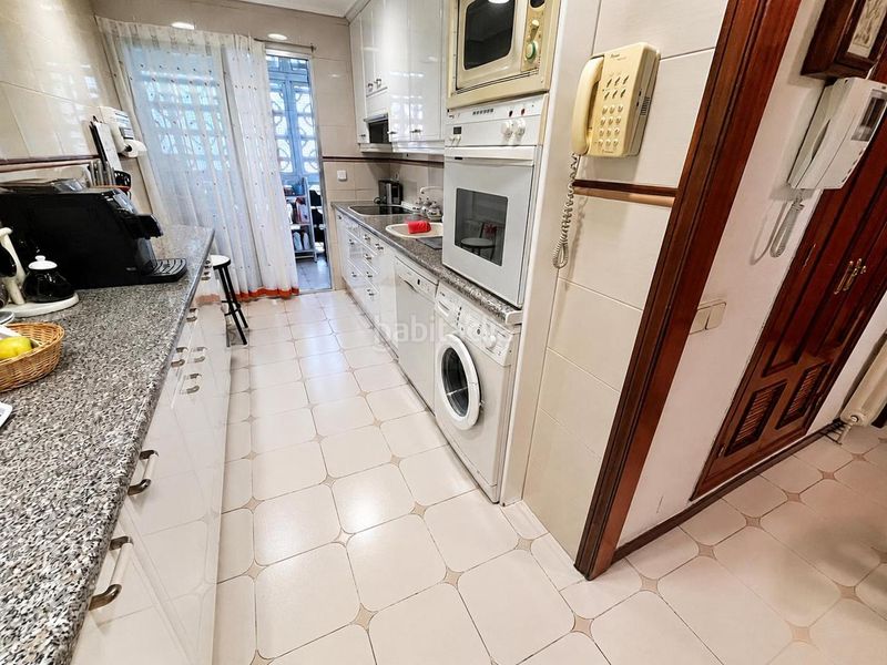 Foto fec9cbbc-cb2f-4542-9ddb-f450736fbbd8. Piso en La Paz Madrid