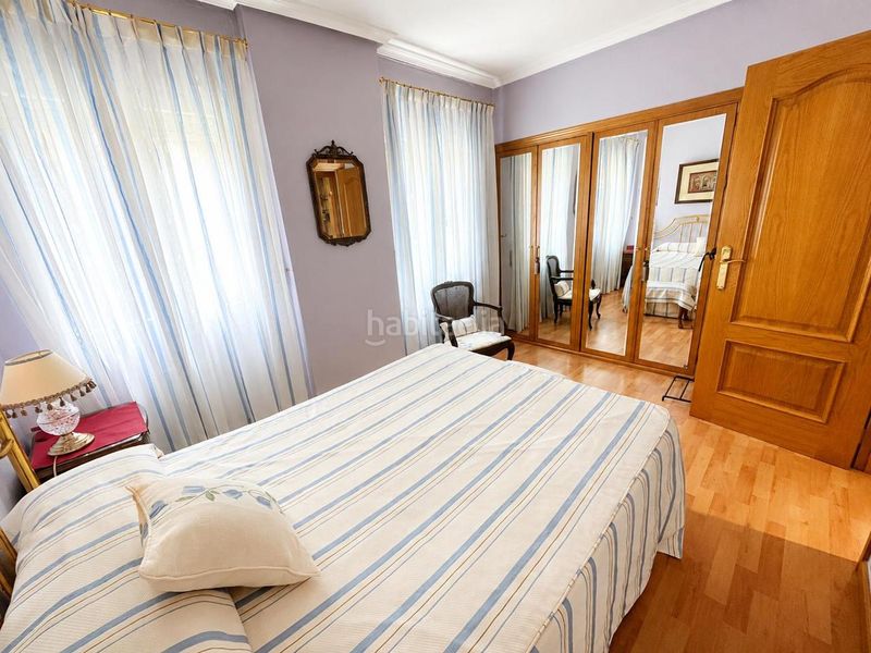 Foto c613c4bc-5b3a-49a3-a126-3964aeb14563. Piso en La Paz Madrid