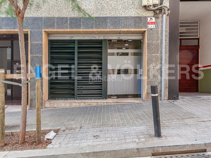 Foto fc2dd6c1-8423-48c9-b524-6da88e965a65. Local comercial a Putget - Farró Barcelona