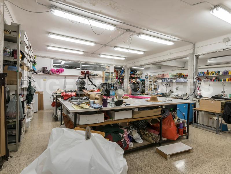 Foto c3b3b564-dc03-448a-8260-141b571a9f07. Local comercial a Fort Pienc Barcelona