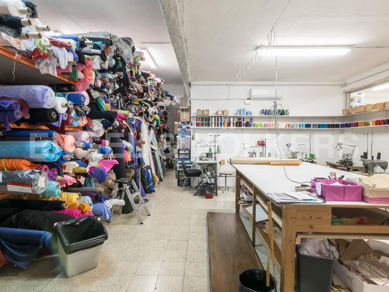 Foto d4b71fc0-d89e-4d44-9543-664dec9f648a. Local comercial a Fort Pienc Barcelona