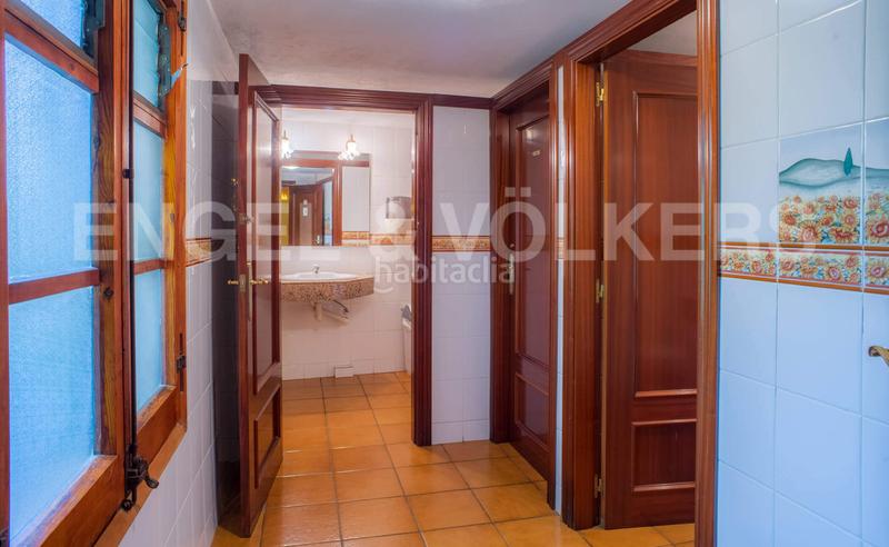 Foto 08dcb46b-9f98-4318-ac33-035c85742df0. Local comercial a Molins de Rei