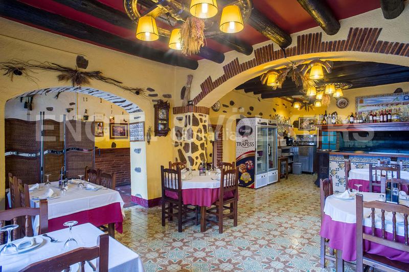 Foto 0c25c74d-9f30-4912-b215-5d4fd4b1eaae. Local comercial a Molins de Rei