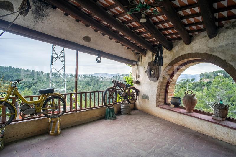 Foto 2416d45c-51df-454b-882a-8ee89de22ec0. Local comercial a Molins de Rei