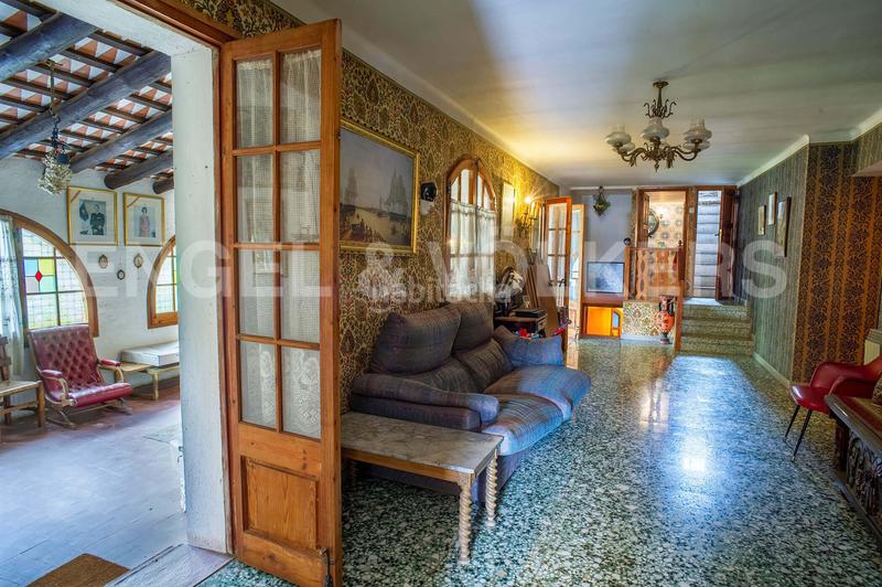 Foto 564653bc-e0e8-41f0-b812-0adfc21977b3. Local comercial a Molins de Rei