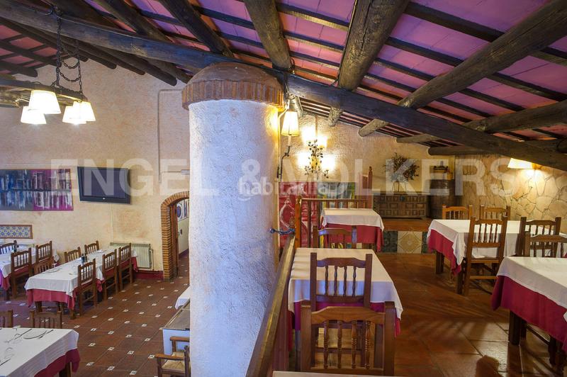 Foto fd88d1b2-b74b-4561-b902-461865acbb66. Local comercial a Molins de Rei