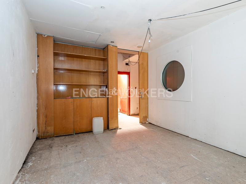 Foto 6eaff982-3a20-44b4-a0b9-9d0f8743997d. Local comercial amplio local en venta en vallcarca, gracia en Barcelona