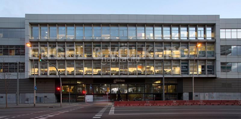 Foto 95a15c55-a50c-45be-b7fe-db73434e05fa. Rent office space with heating parking in El Parc i la Llacuna del Poblenou Barcelona