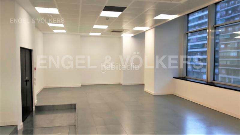 Foto 961c8218-ecf4-4f55-894f-1c93a8c2d91d. Rent office space with heating parking in El Parc i la Llacuna del Poblenou Barcelona
