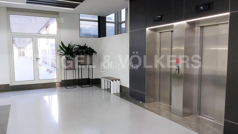 Foto aedde3ca-f0f5-488e-b965-62aae39deb5f. Rent office space with heating parking in El Parc i la Llacuna del Poblenou Barcelona