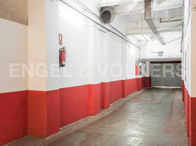 Foto 87100d36-d207-4ea9-ba08-50e6e3359bc7. Rent business premise in La Nova Esquerra de l´Eixample Barcelona