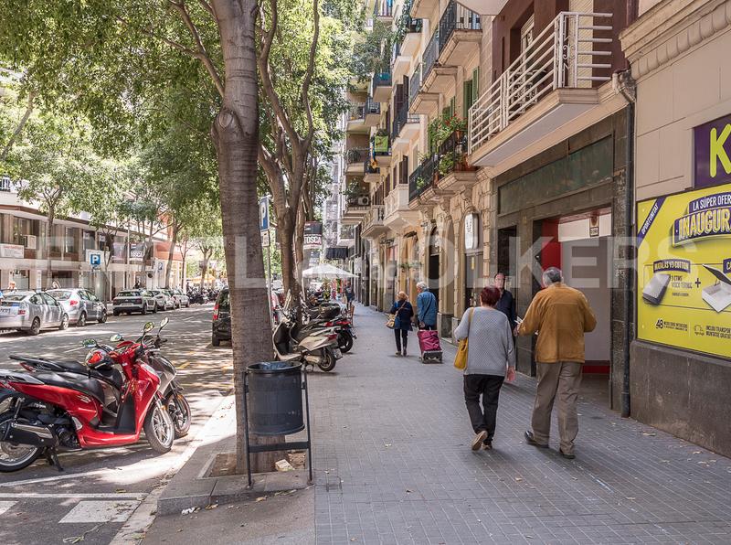 Foto a2560a9d-199f-4c78-8263-4a1ca3f374bf. Rent business premise in La Nova Esquerra de l´Eixample Barcelona