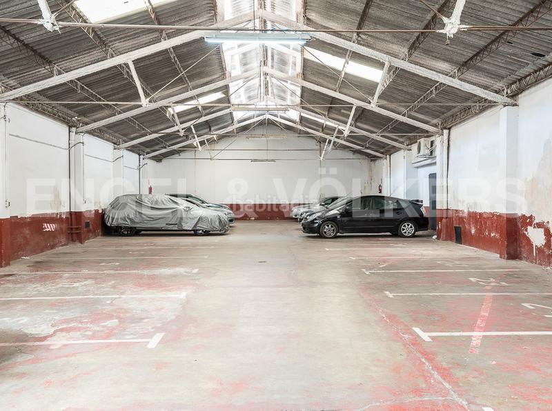 Foto b189ce3b-b7da-42e8-af70-95b1cd8b5a81. Rent business premise in La Nova Esquerra de l´Eixample Barcelona