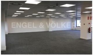 Rent Office space in El Parc i la Llacuna del Poblenou. Oficina en alquiler en avinguda diagonal 22