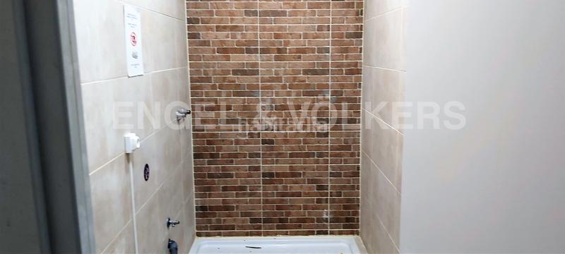 Foto 0d9955c0-3874-4dd8-841a-30d4af5528bb. Oficina amb calefacció a Vila de Gràcia Barcelona