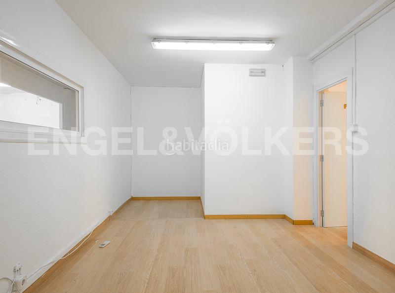 Foto d4a078fa-28aa-4a86-98f6-2a7b2143f75a. Oficina amb calefacció a Vila de Gràcia Barcelona