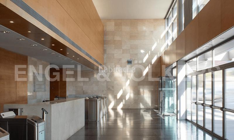 Foto ae74f4a8-2f00-4175-b62c-8f033e7d95be. Miete büro mit parking in Eixample Sant Cugat del Vallès