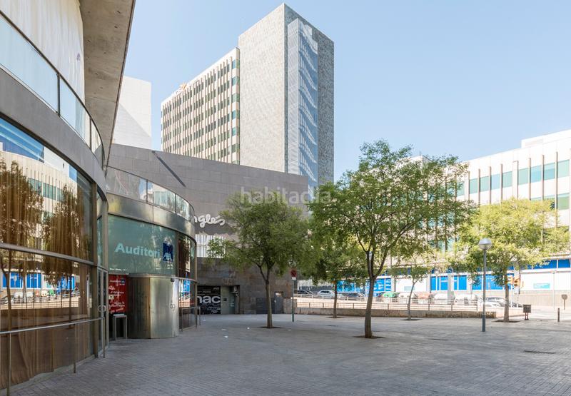 Foto 5d7fc4ec-d436-4ba6-b009-3adacf718e8f. Alquiler oficina edificio corporativo en m cristina en Barcelona