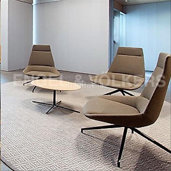 Foto 3d89841f-a29f-473b-9b7d-ee45035eff59. Alquiler oficina edificio exclusivo de oficinas en rosselló i porcel en Barcelona