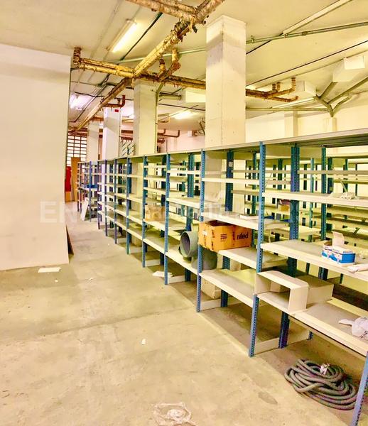 Foto 9b23ac35-5ca3-42f5-bbfb-e298565f696a. Affitto locale commerciale in Centre Rubí