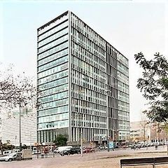 Lloguer Oficina en Porta. Oficina con parking