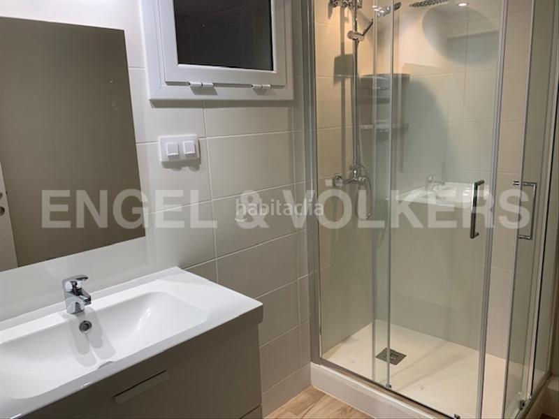 Foto 5f855adc-15c1-46fb-be45-77d13651b05c. Local comercial a Raval Barcelona