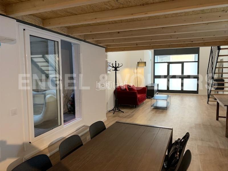 Foto 5fcded30-872a-4813-b96c-ed3132c8c4e1. Local comercial a Raval Barcelona