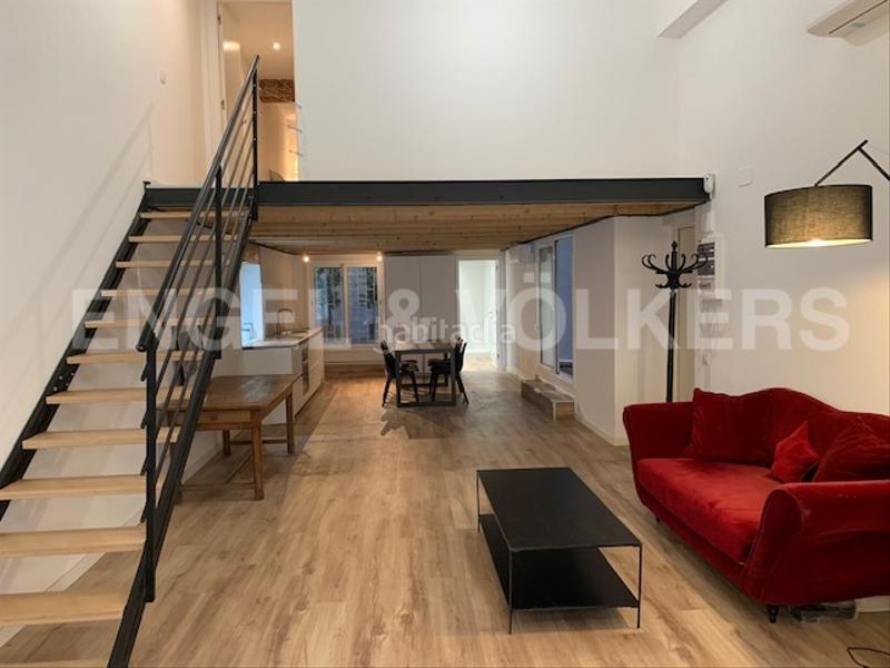 Foto cc8d50bd-6f46-45a6-94ed-850544537285. Local comercial a Raval Barcelona