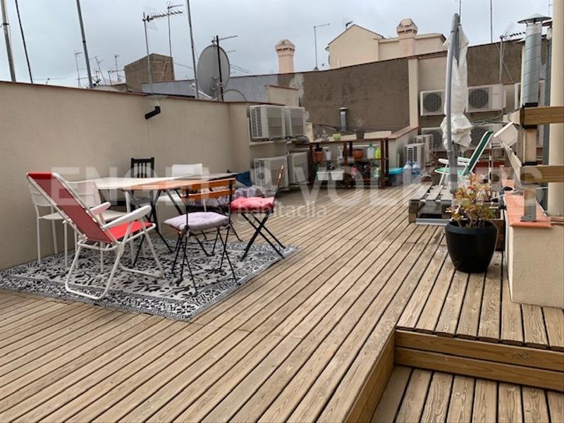 Foto d5cac7a6-c6dd-4879-aef9-5d90c7f41687. Local comercial a Raval Barcelona