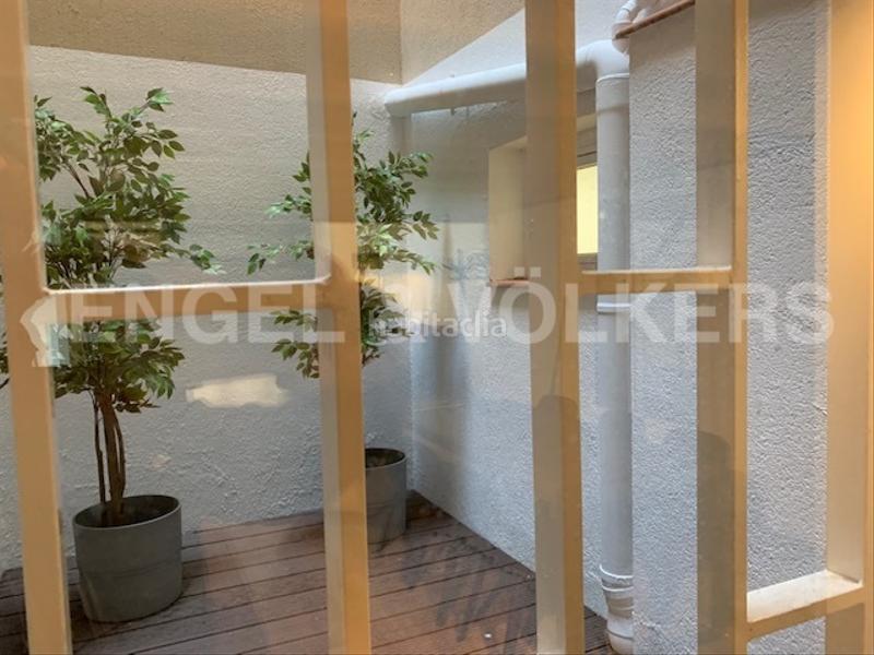 Foto dd6794e7-fe4f-4e1c-a9b8-9b81d7ee8a24. Local comercial a Raval Barcelona