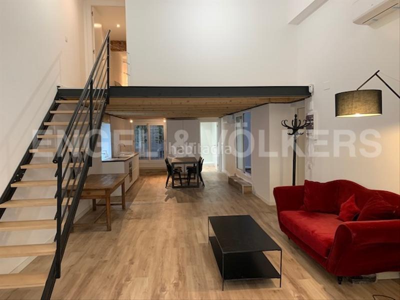 Foto ee5ad939-d551-4124-bfe9-469eee028a54. Local comercial a Raval Barcelona