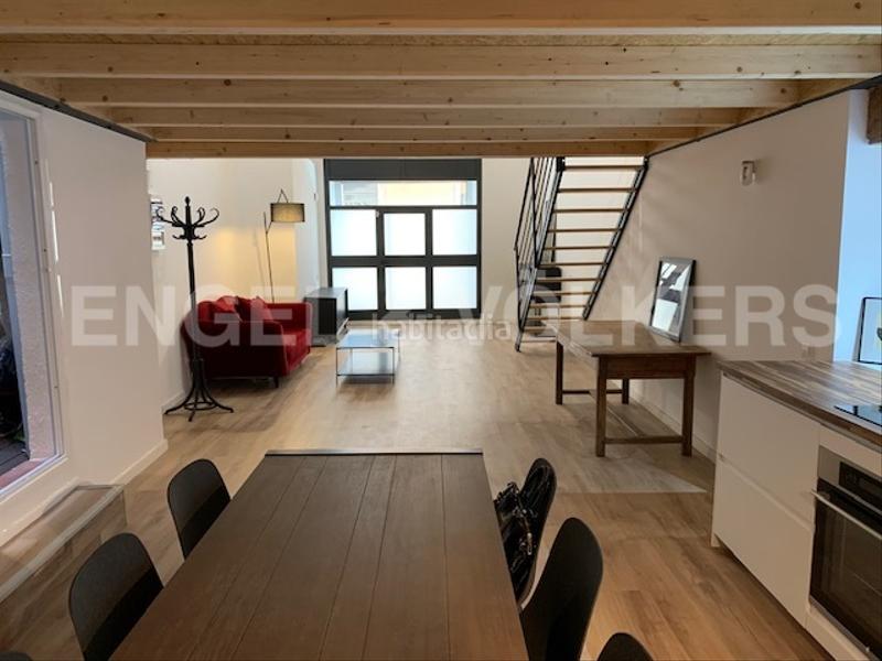 Foto f8c909b4-ac78-43fa-abc4-ebdaeafb1fed. Local comercial a Raval Barcelona