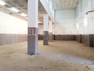 Alquiler Nave industrial en Centre. Nave industrial