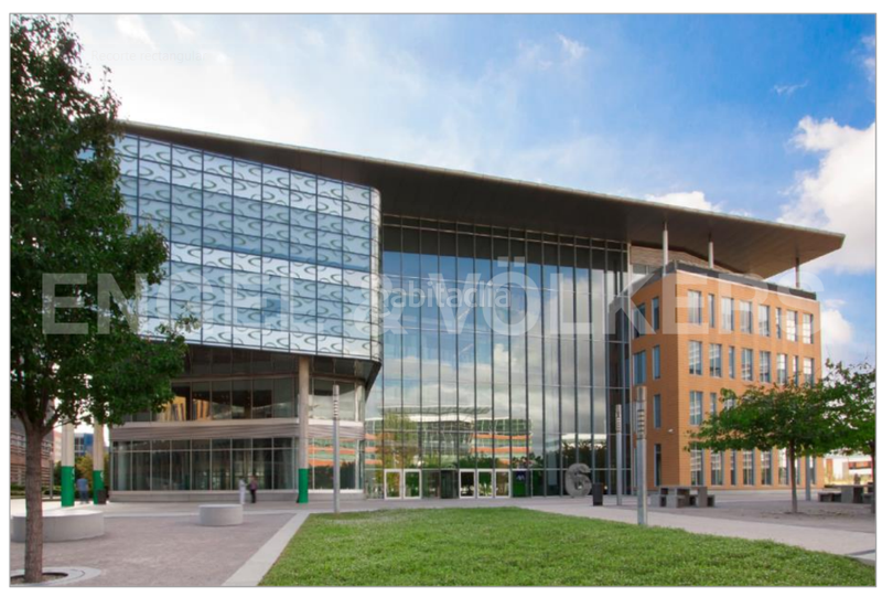 Foto 53758b7d-7631-4363-9a00-f9dacef0a8d1. Affitto ufficio in Centre Cornellà de Llobregat