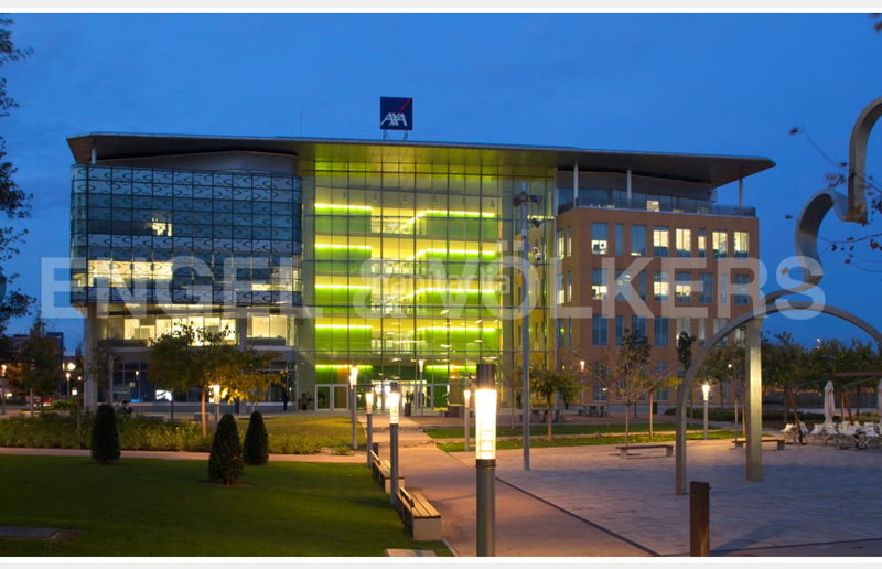 Foto 0dafaad8-71b2-48b5-8f27-f22850b8bf94. Alquiler oficina  en alquiler en Centre Cornellà de Llobregat