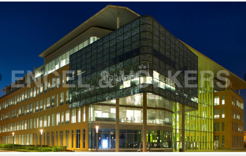 Foto 45c911ab-1b5c-4cd3-9087-5644eb8ed77f. Alquiler oficina  en alquiler en Centre Cornellà de Llobregat