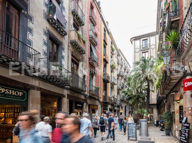 Foto 2fc668f2-72d0-4ec7-b161-fc22cd05f7ce. Local commercial dans St. Pere - Sta. Caterina - El Born Barcelona