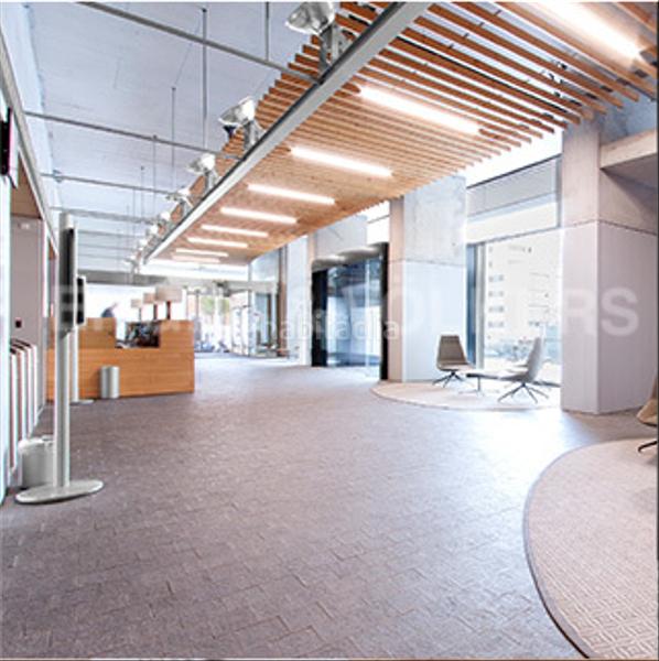 Foto 1a459da6-8de8-4c24-b7fa-cf0094d652a7. Alquiler oficina edificio exclusivo de oficinas en rosselló i porcel en Barcelona