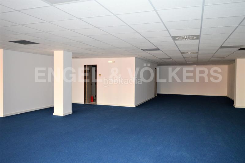 Foto 5fedf98d-4d01-44ab-a827-da24a857fd2c. Office space with parking in Sant Gervasi - Galvany Barcelona