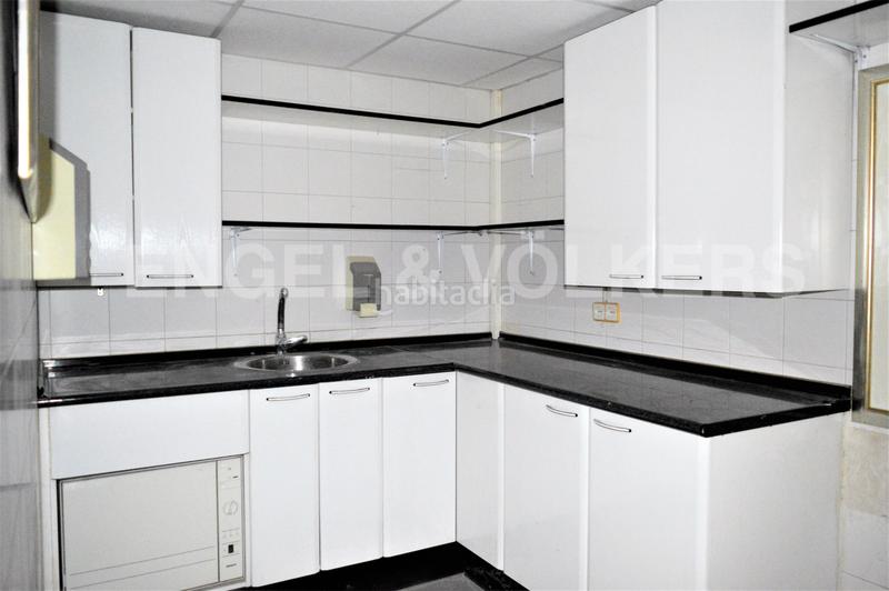 Foto dc2cae32-78d3-4235-8f25-6919a2512d84. Office space with parking in Sant Gervasi - Galvany Barcelona